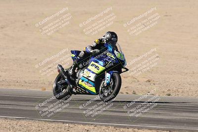 media/Oct-30-2025-Racers Edge (Thu) [[dabbdaf680]]/3-B Group/Session 2 (Bowl Exit)/